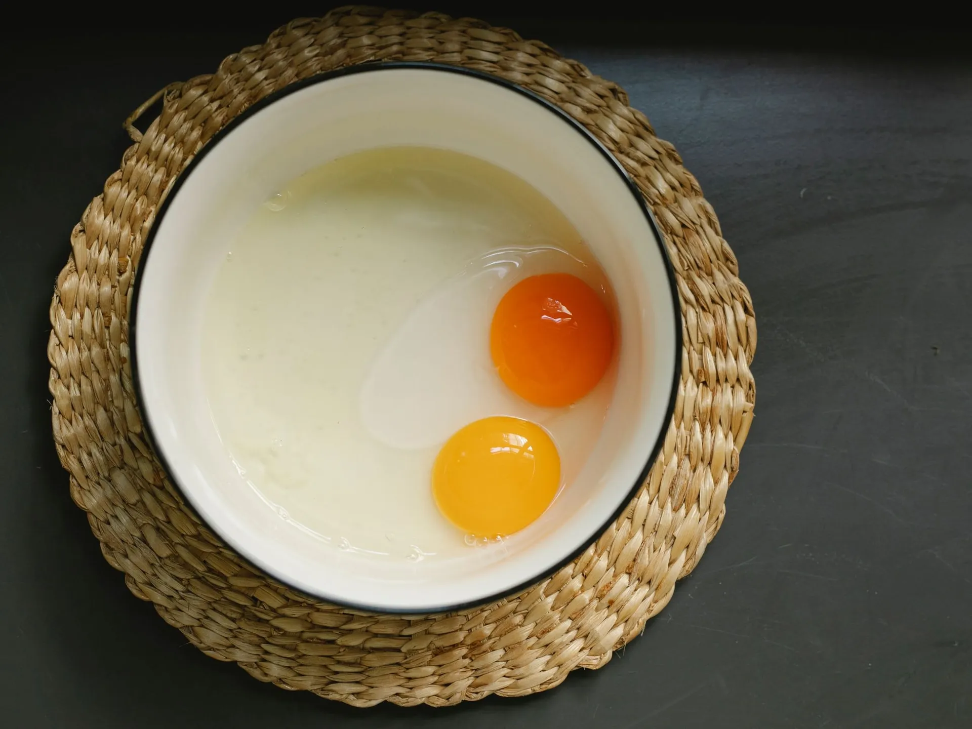 Jaunes d'œufs salés pasteurisés surgelés